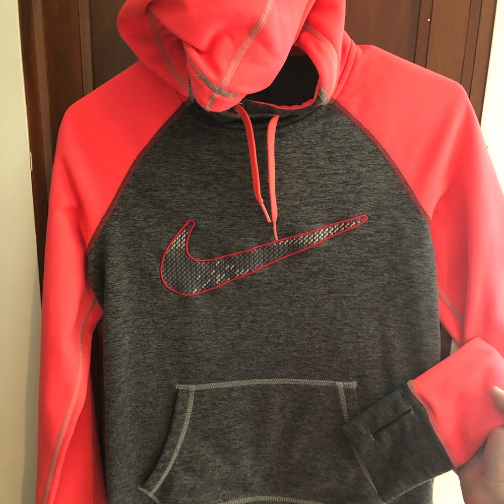 Nike thermafit hoodie